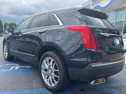 Dark Adriatic Blue Metallic 2017 Cadillac XT5 Luxury