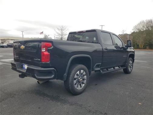 2022 Chevrolet Silverado 2500 Custom