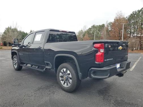 2022 Chevrolet Silverado 2500 Custom