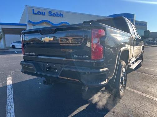 2022 Chevrolet Silverado 2500 Custom