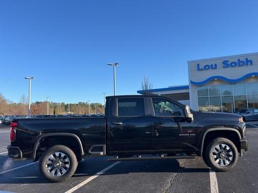 2022 Chevrolet Silverado 2500 Custom