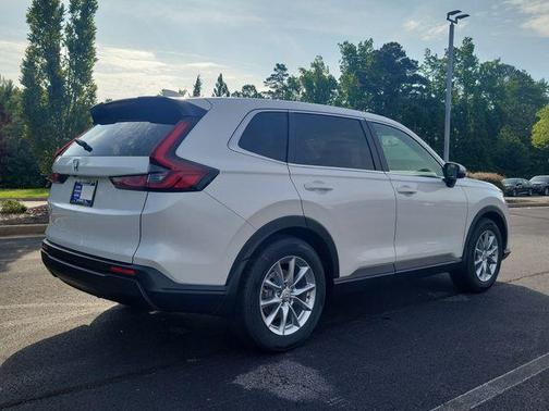 Platinum White Pearl 2026 Honda CR-V EX