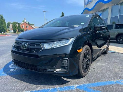 Crystal Black Pearl 2026 Honda Odyssey Sport-L