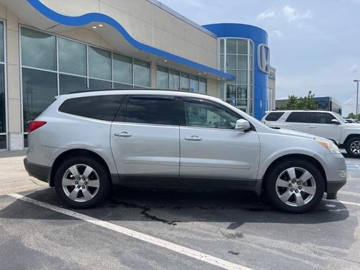 2012 Chevrolet Traverse LTZ