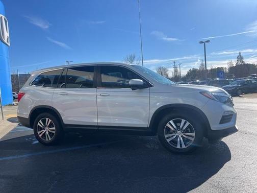 2017 Honda Pilot EX
