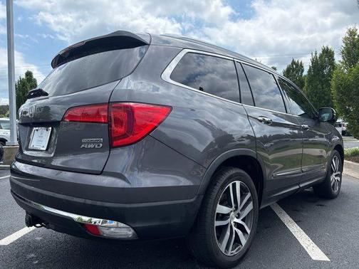 Modern Steel Metallic 2016 Honda Pilot Touring