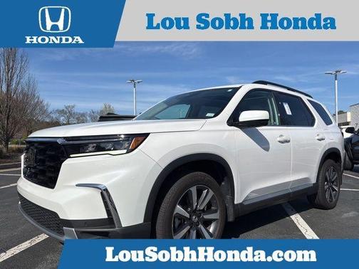 Platinum White Pearl 2023 Honda Pilot Touring