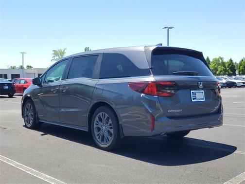 2025 Honda Odyssey Touring