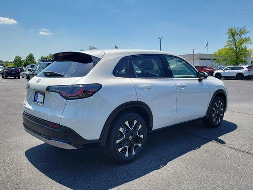 Platinum White Pearl 2026 Honda HR-V EX-L