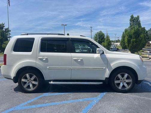 White Diamond Pearl 2014 Honda Pilot Touring