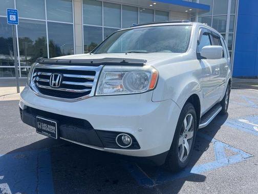 White Diamond Pearl 2014 Honda Pilot Touring