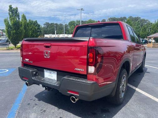 Radiant Red Metallic II 2023 Honda Ridgeline RTL