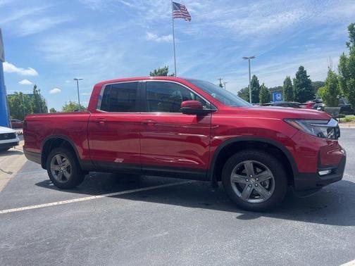 Radiant Red Metallic II 2023 Honda Ridgeline RTL