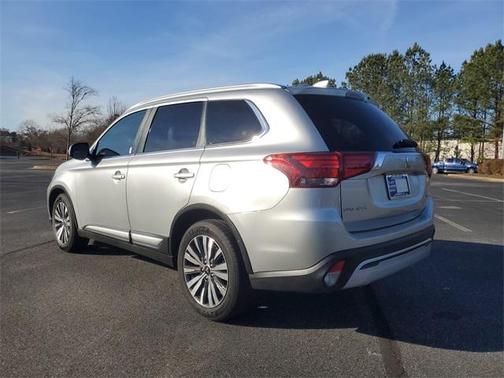 2020 Mitsubishi Outlander SEL