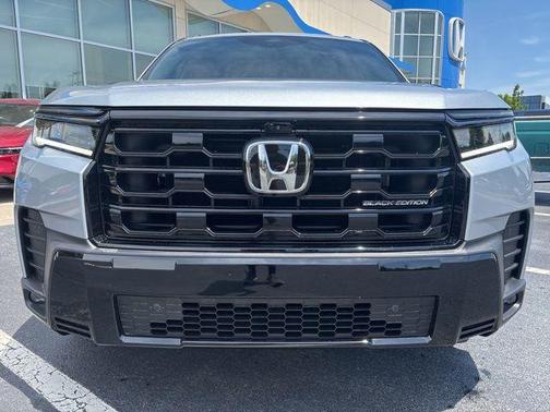 Solar Silver Metallic 2026 Honda Pilot Black Edition