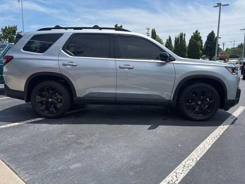 Solar Silver Metallic 2026 Honda Pilot Black Edition