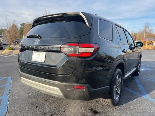 2023 Honda Pilot EX-L 7-Passenger