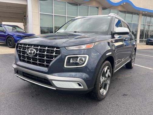 2023 Hyundai VENUE Limited