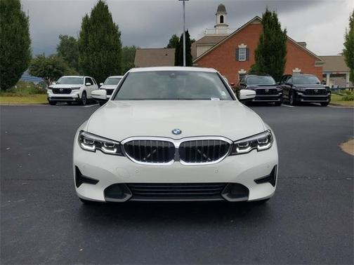 2021 BMW 330 i