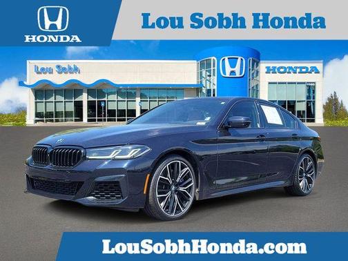 Carbon Black Metallic 2021 BMW 540 i