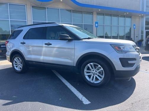 2017 Ford Explorer Base