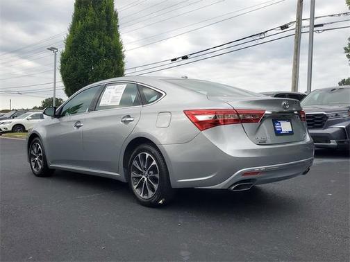 2017 Toyota Avalon XLE Premium