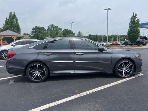 2022 Honda Accord Hybrid Touring