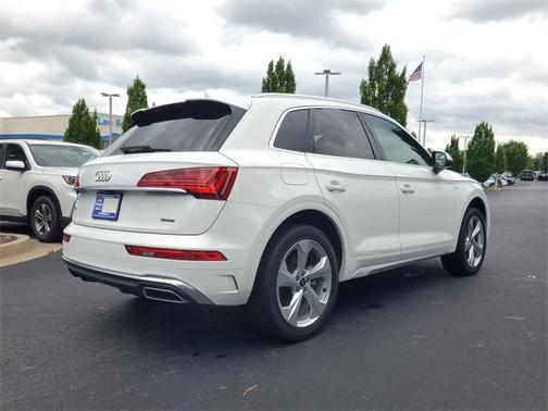 2022 Audi Q5 45 S line quattro Premium