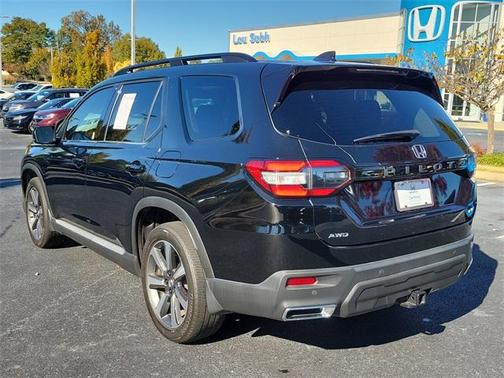 2023 Honda Pilot Elite