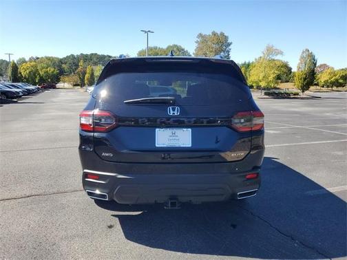 2023 Honda Pilot Elite