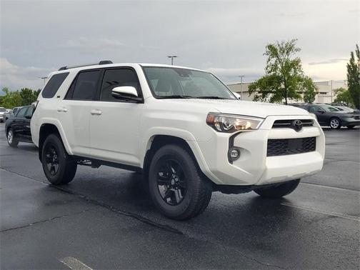 2024 Toyota 4Runner SR5 Premium