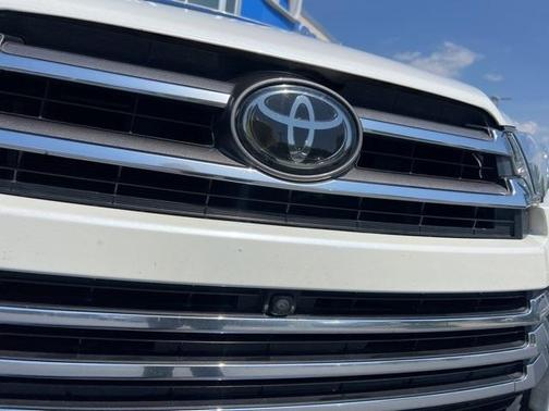 2019 Toyota Highlander Limited Platinum
