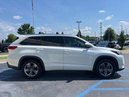 2019 Toyota Highlander Limited Platinum