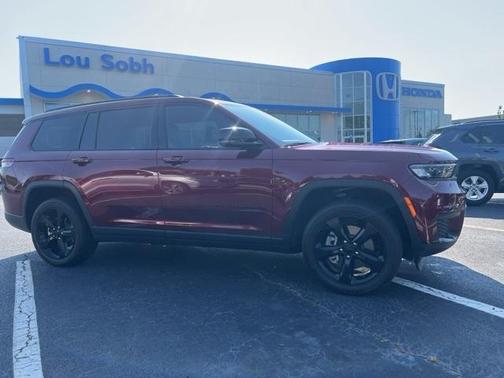 2023 Jeep Grand Cherokee L Laredo