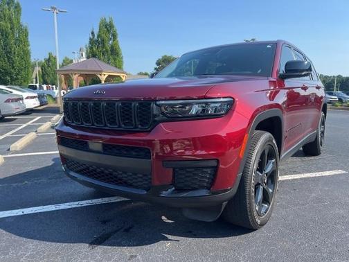 2023 Jeep Grand Cherokee L Laredo