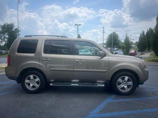 Mocha Metallic 2011 Honda Pilot EX-L