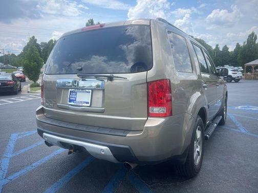 Mocha Metallic 2011 Honda Pilot EX-L