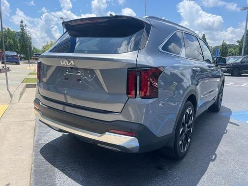 2024 Kia Sorento EX