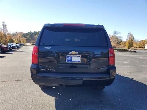 2020 Chevrolet Suburban LT