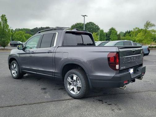 Modern Steel Metallic 2026 Honda Ridgeline RTL
