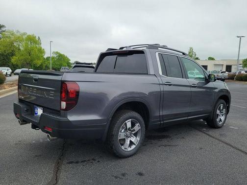 Modern Steel Metallic 2026 Honda Ridgeline RTL
