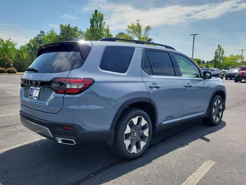 Sonic Gray Pearl 2026 Honda Pilot Elite