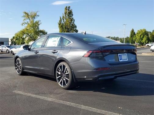 2025 Honda Accord Hybrid Touring