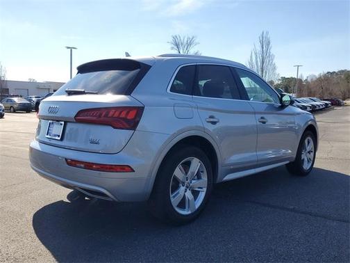2018 Audi Q5 2.0T Premium Plus