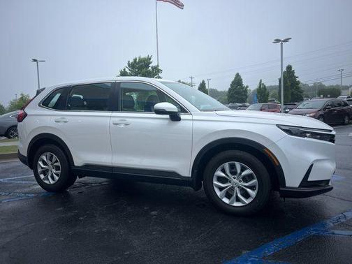 Platinum White Pearl 2024 Honda CR-V LX