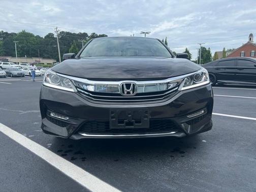 Photo 3 of 16 of 2016 Honda Accord EX-L