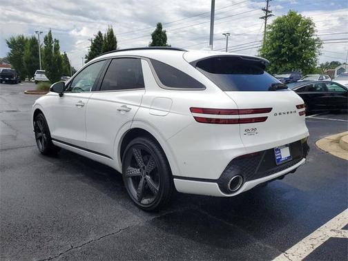 2025 Genesis GV70 2.5T