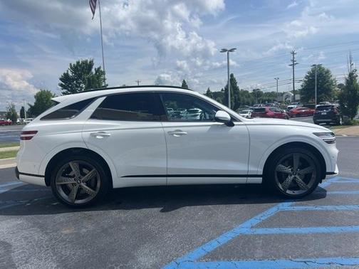 2025 Genesis GV70 2.5T