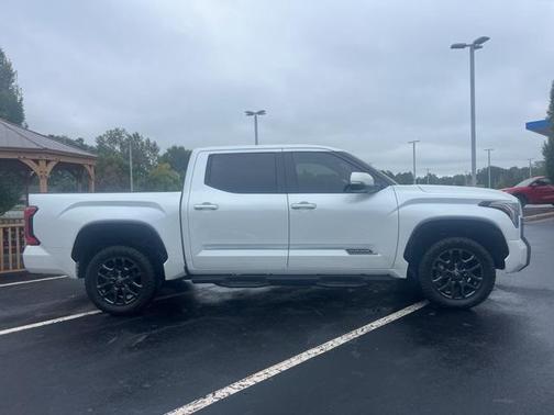 2025 Toyota Tundra Platinum