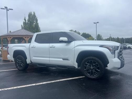 2025 Toyota Tundra Platinum